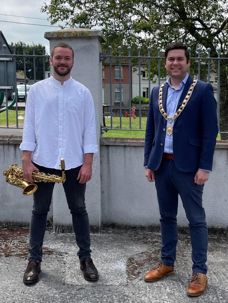 Mayor backs local musician's campaign to fund album
