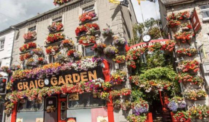 Beautiful tradition continues in picturesque Kilkenny town