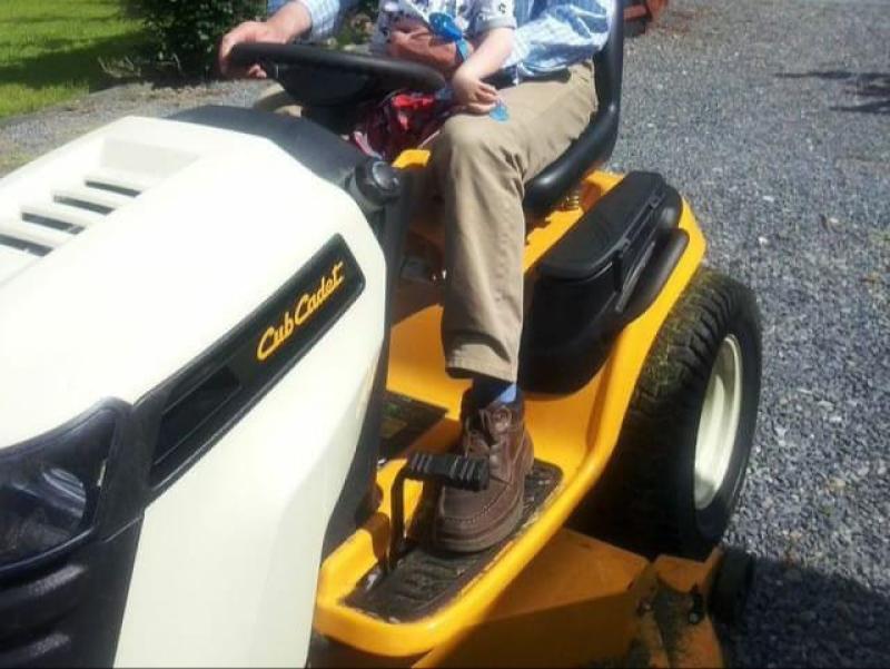 Kilkenny gardaí appeal after thieves steal ride-on lawnmower from home