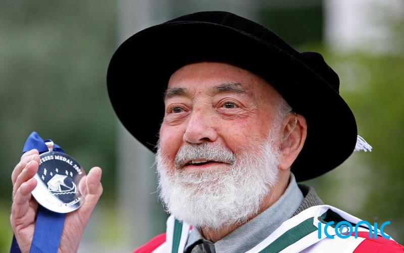 'One of Ireland's finest poets' - President leads tributes to Thomas Kinsella