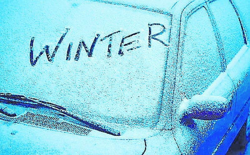 Met Éireann warns of 'treacherous travelling conditions' overnight 