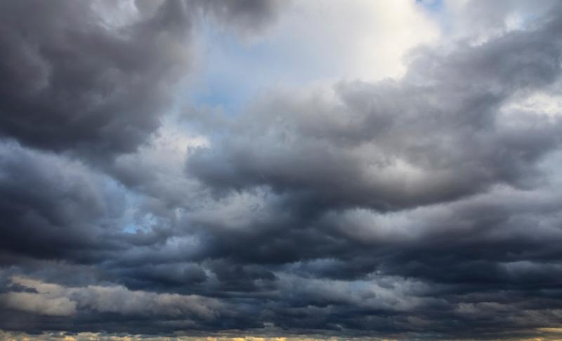 Mild with a chance of thunderstorms today in Kilkenny (Friday, May 4)