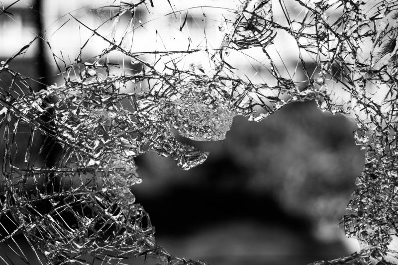 Commercial premises broken into in Bagenalstown 