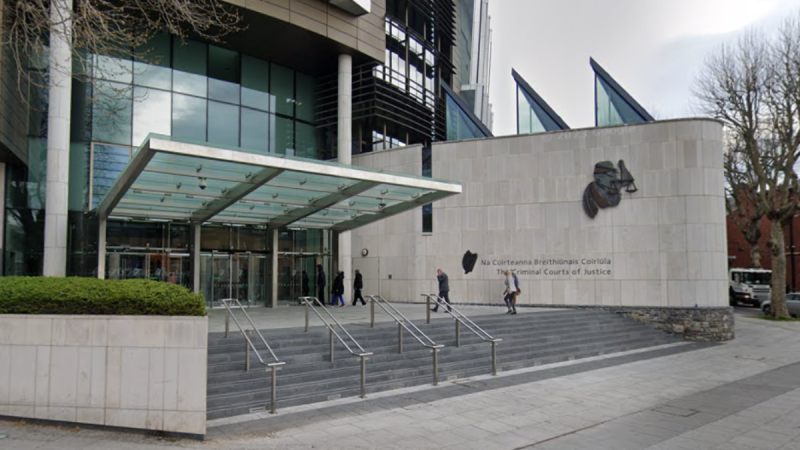 Jury fail to agree in attempted murder trial of man who stabbed ex-partner twice