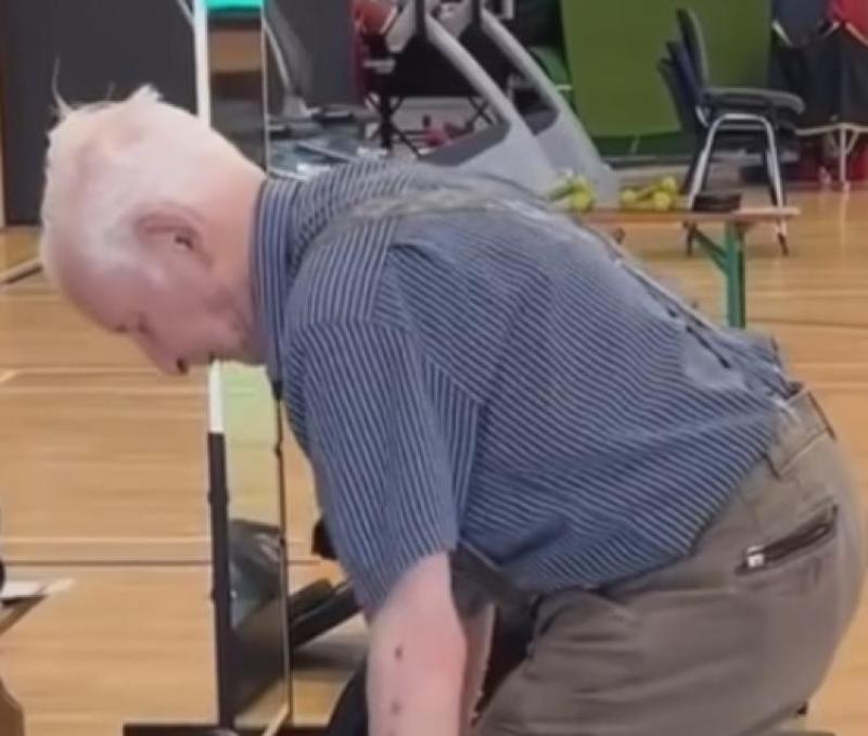 WATCH: Elderly Kilkenny man shows today's youth how it's done