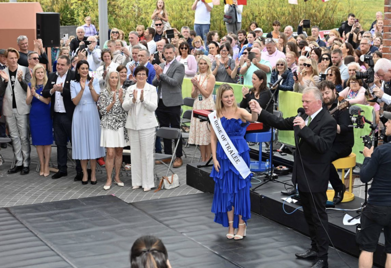 When is Rose of Tralee on TV? Running order, contestant line-up, betting odds and RTE start time