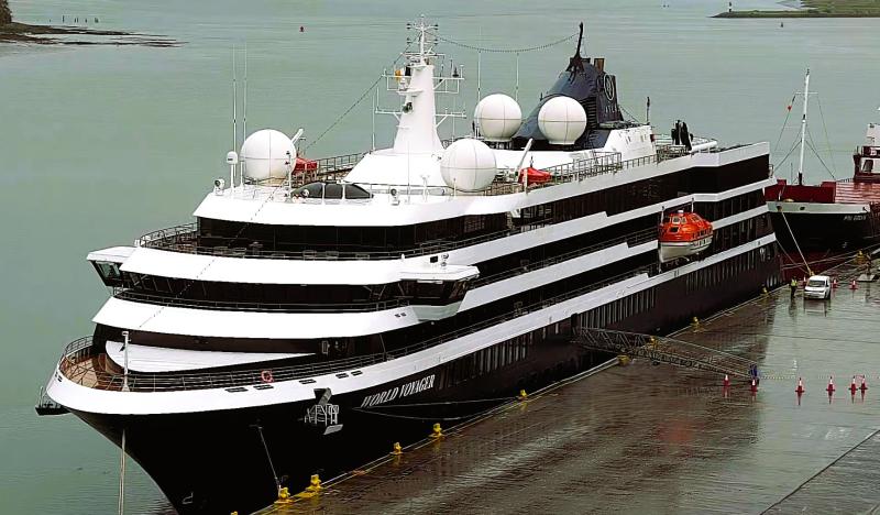 Last cruise ship of the season docks in Kilkenny