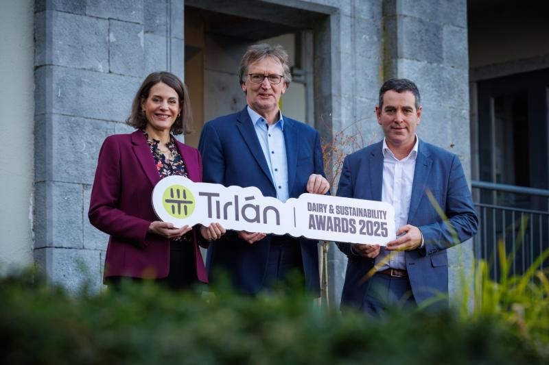 Lisa Koep, Chief ESG Officer, John Murphy, Chairperson and Brian Hanafin, Head of Milk Pool & Technical Development. For more information www.tirlanfarmlife.com Photo: Dylan Vaughan