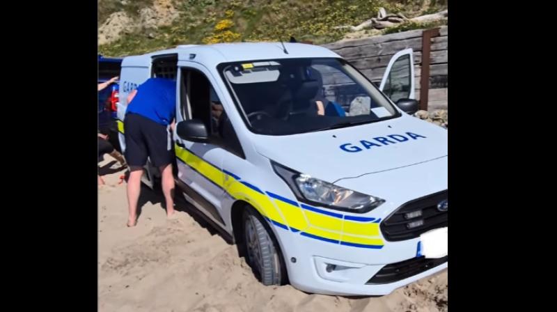 Not-so-smooth sailing for garda van as beach visit backfires at busy Irish coastal hotspot