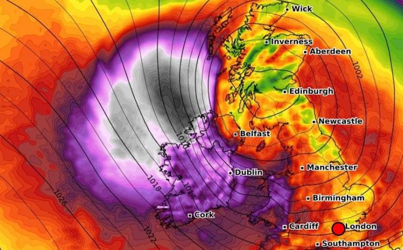 'What have we here?' - Storm bears down on Ireland amid dramatic weather u-turn