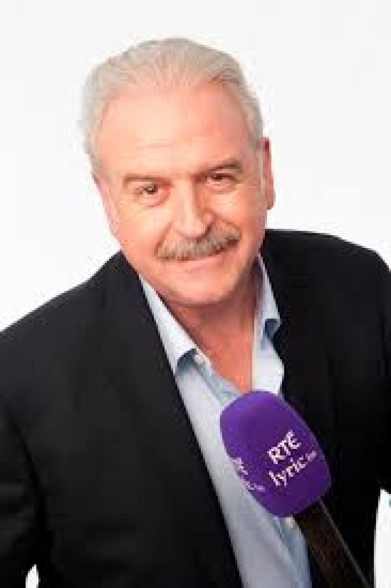 RTE broadcaster Marty Whelan made feel at home in Kilkenny City 