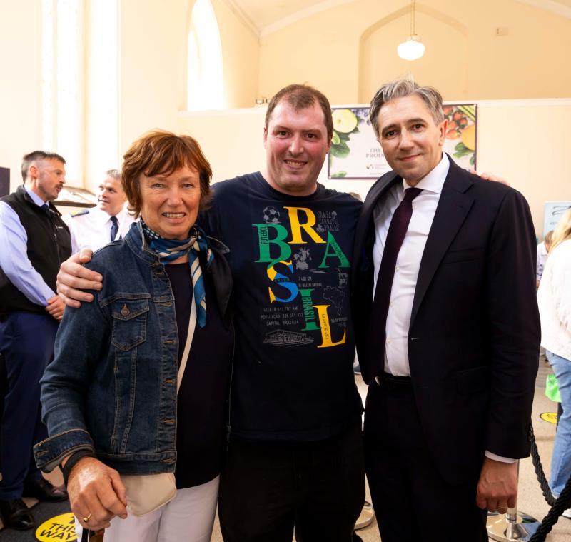 Kilkenny residents meet An Tanaiste at Fleadh