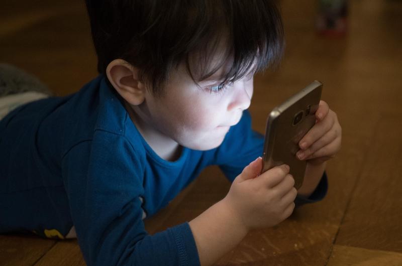 'No doubt' there is a link between screen usage and ADHD in children