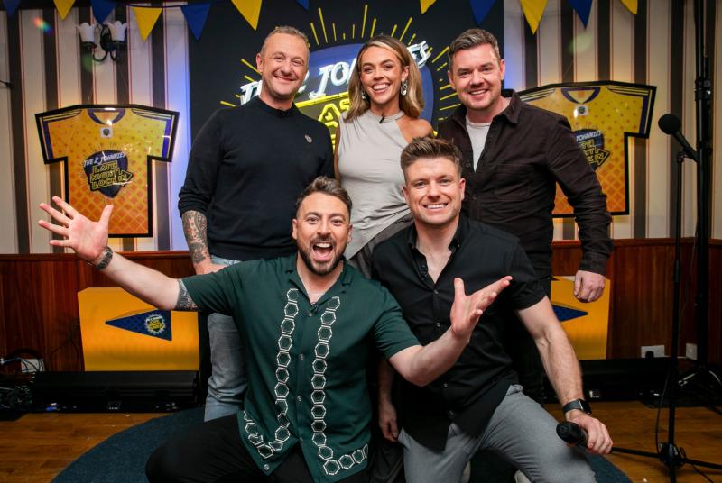 Irish comedy legends confirmed for tonight's episode of The 2 Johnnies Late Night Lock In