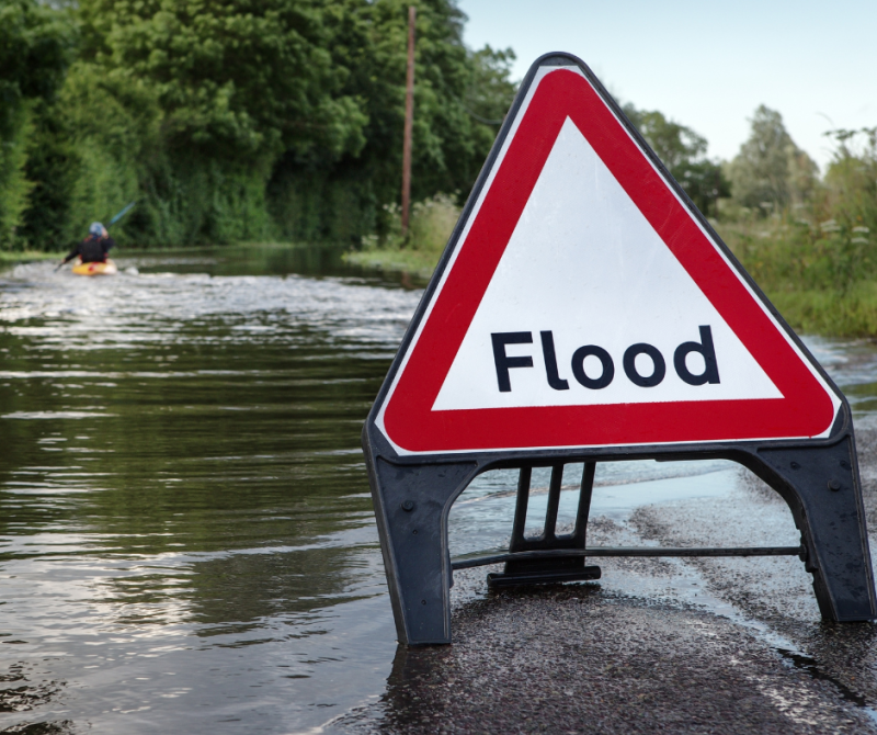 Bank Holiday washout for Kilkenny as Met &Eacute;ireann issues weather warning for rain and floods