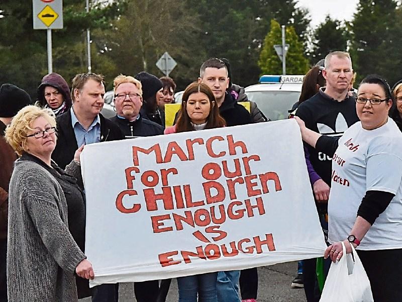 'This is only the start' &ndash; Kilkenny protesters call for better health services for children