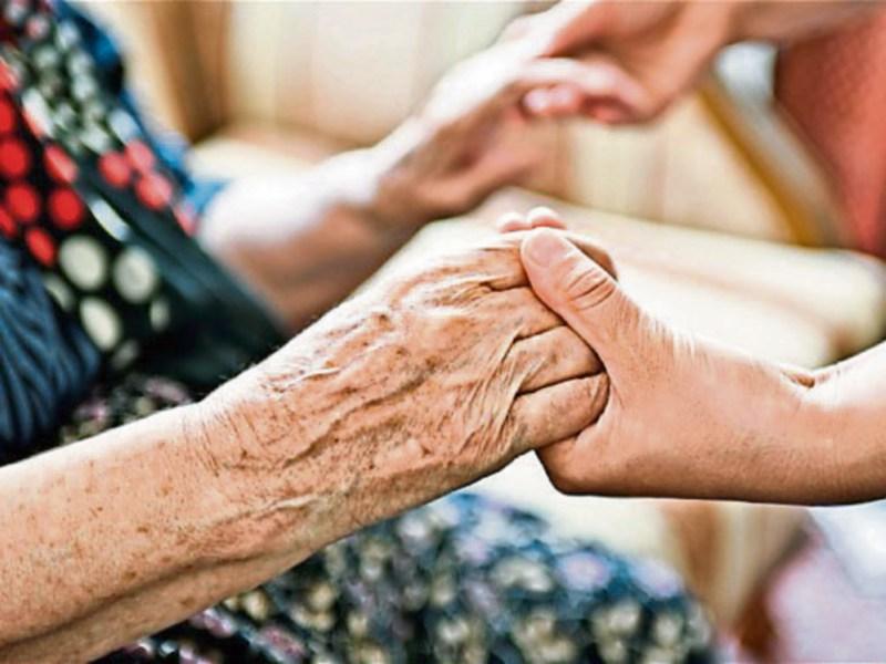 HSE issues Covid-19 advice for those visiting loved ones in nursing homes