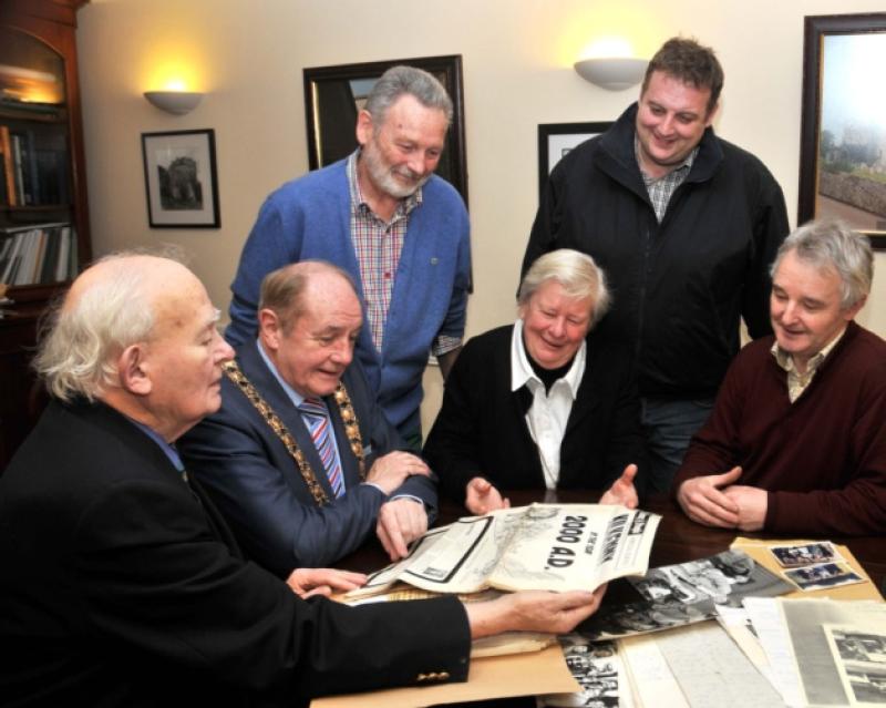 The papers of the late mayor of Kilkenny Margaret Tynan were gifted by Elaine Bradshaw to the Kilkenny Archives. Pictured at the handing over of the collection were, from left, Brendan Conway, Chairman, Kilkenny Archives; Cllr Martin Brett, Mayor of Kilkenny; Peter Seaver, Treasurer, Kilkenny Archives; Brian Keyes, Editor, Kilkenny People and John Kirwan, Consultant Archivist. Picture: Michael Brophy.