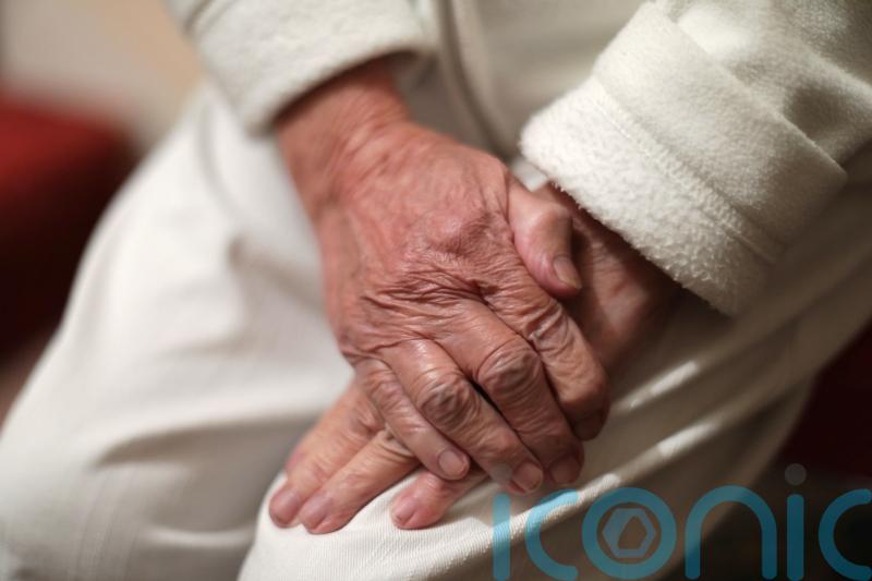 Social isolation linked to dementia, study suggests