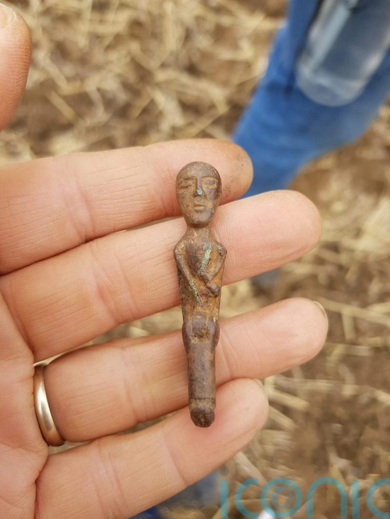 Celtic figure with hinged phallus sells at auction for £2,200