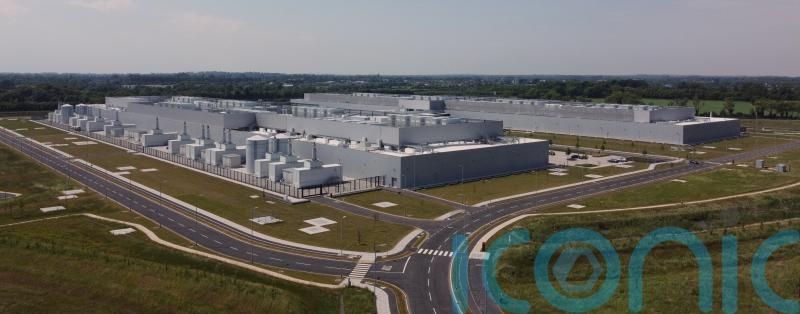 Taoiseach defends data centres amid quizzing over climate ambitions