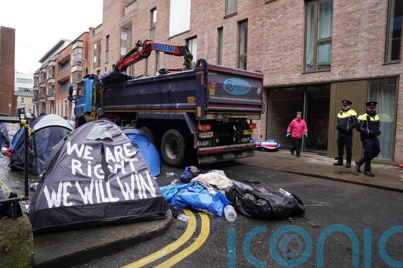 Paschal Donohoe defends Government’s decision to move asylum seekers from Dublin’s ‘tent city’