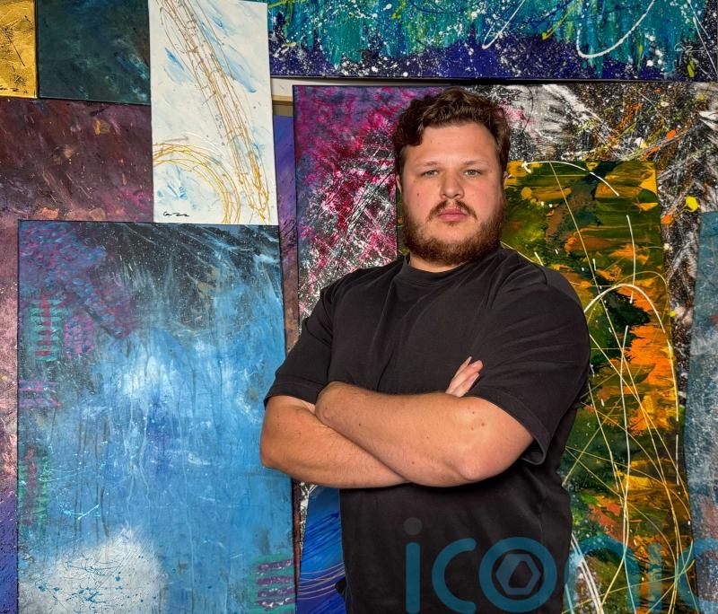 Gamble to become a full-time artist pays off with debut exhibition