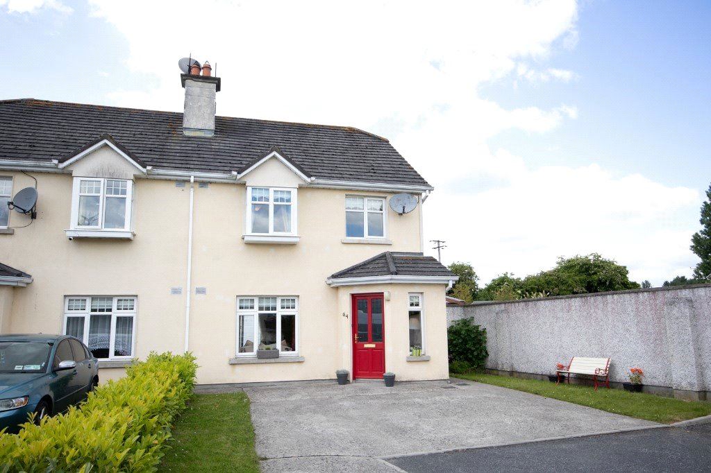 Threebed semidetached home in quiet and leafy Kilkenny culdesac for