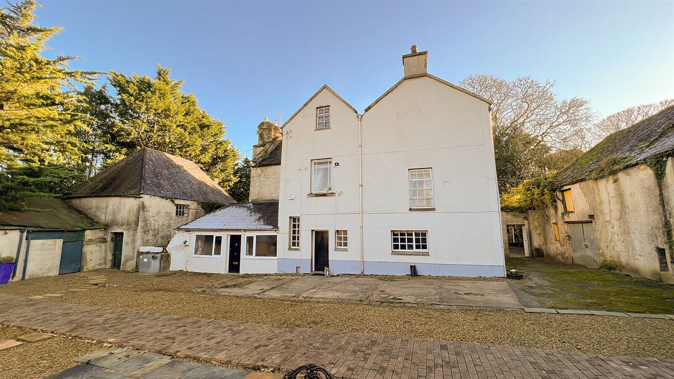 This impressive period property for sale in Kilkenny is packed with